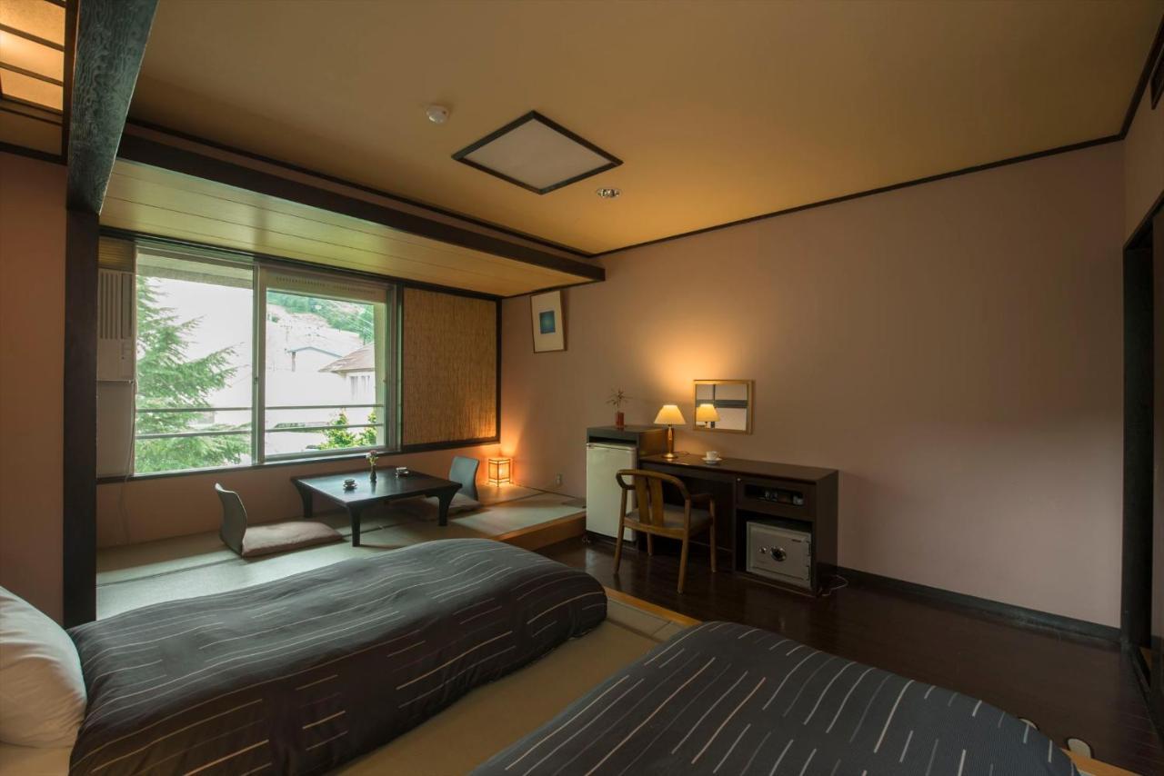 ימאגאטה Takamiya Hotel Lucent מראה חיצוני תמונה